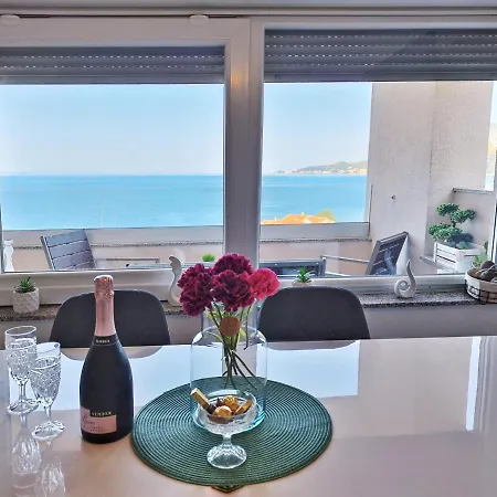 Island Luxury View Nemira Daire Omiš